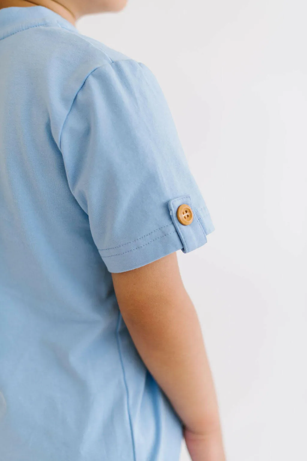 Alex Tee in Baby Blue