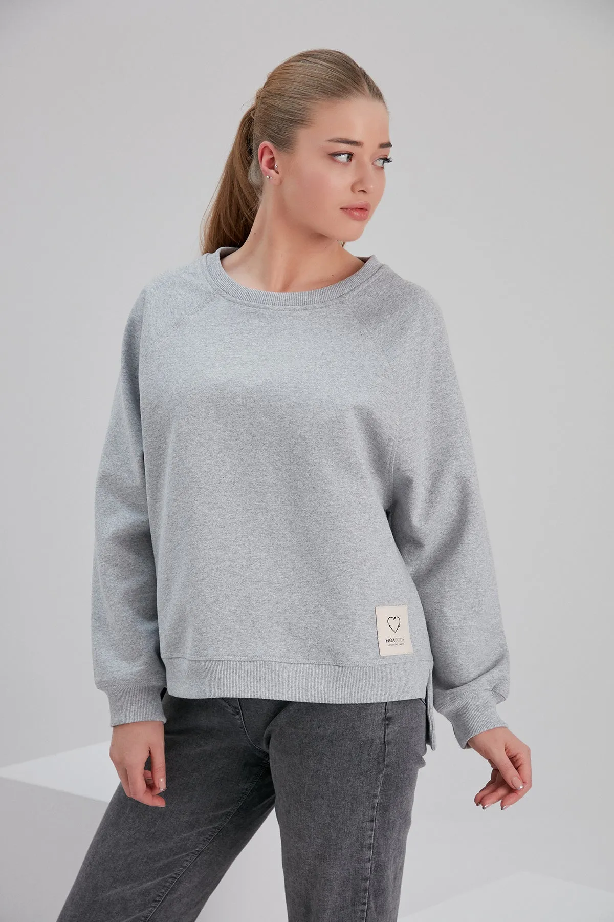 ECO LIGHT GREY CREW SWEATSHIRT