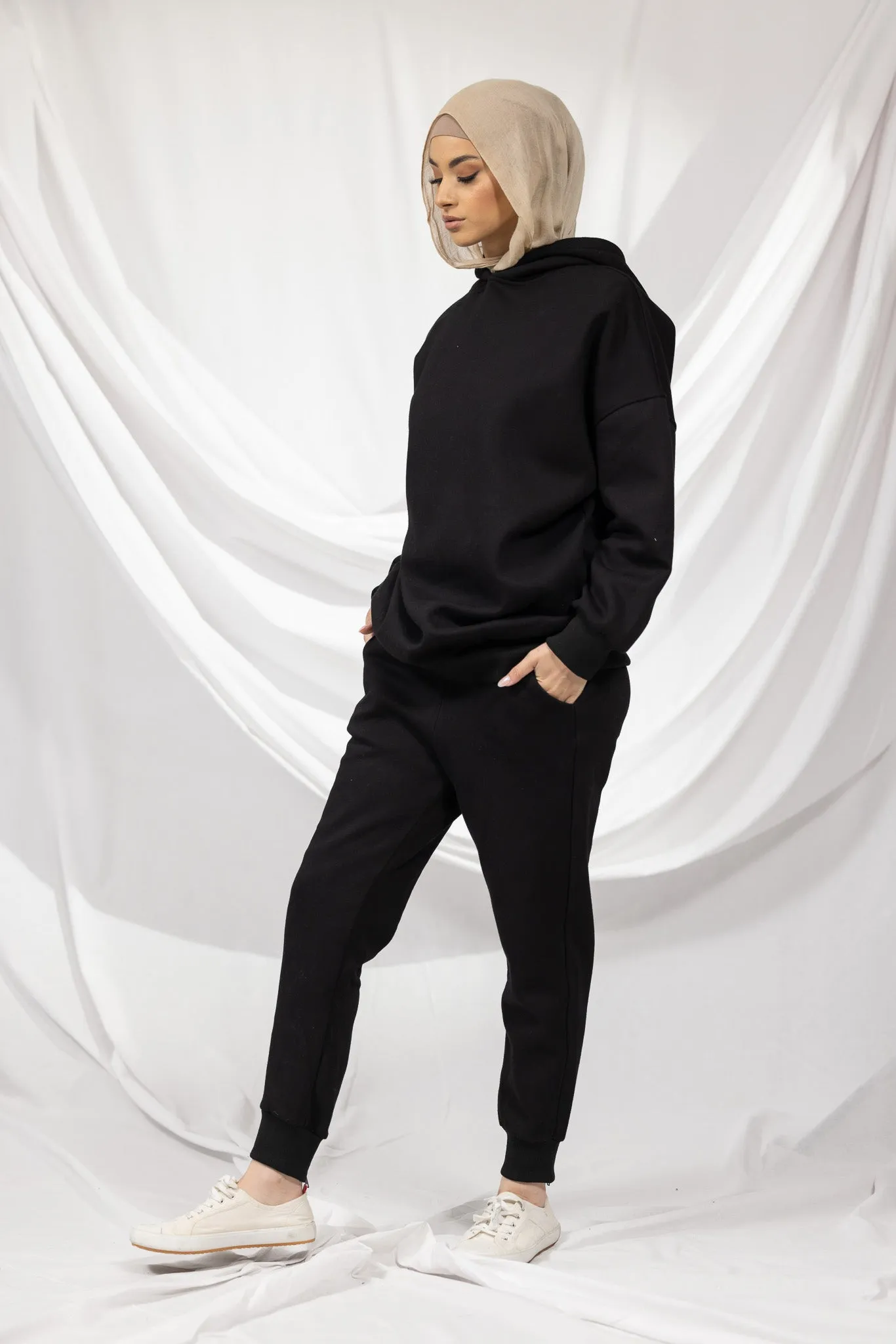 Modelle/Move Detailed Track Pants