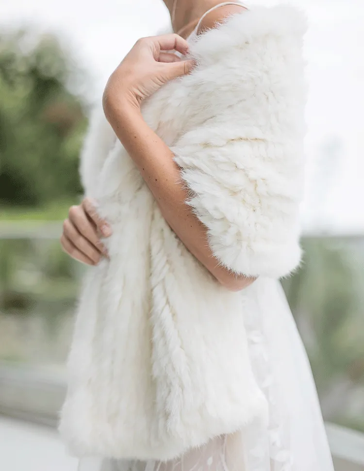 Mont Blanc - Fur Shawl in Cream