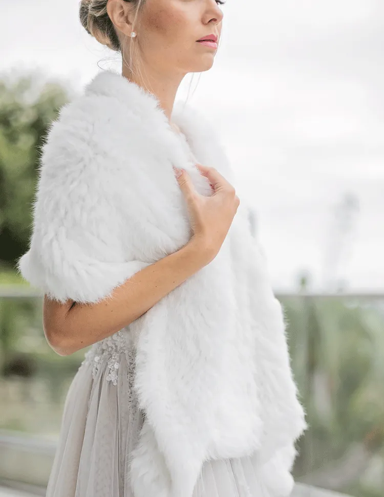 Mont Blanc - Fur Shawl in Snow