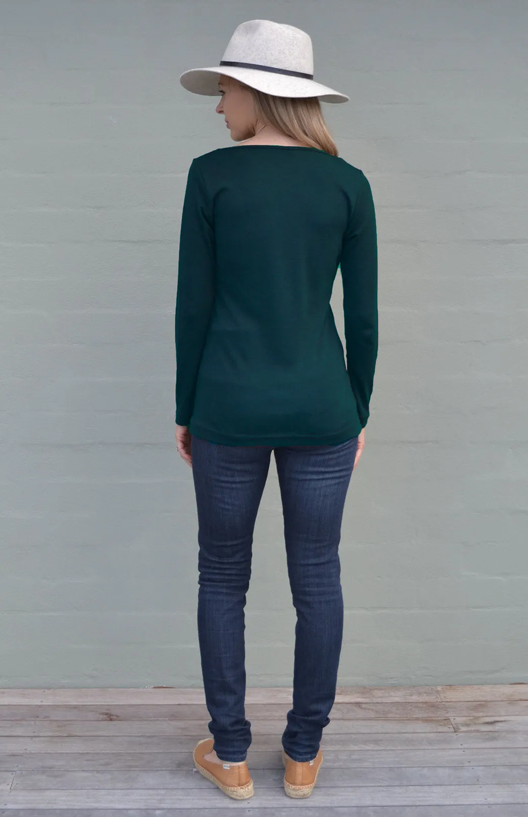 V-Neck Top - Rib (size 10)