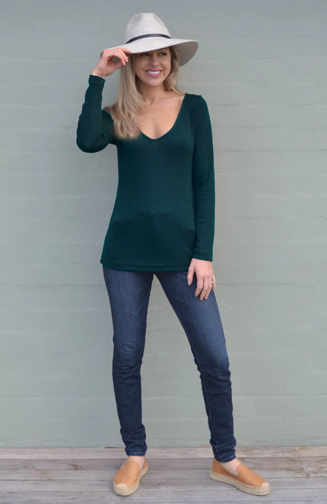 V-Neck Top - Rib (size 10)