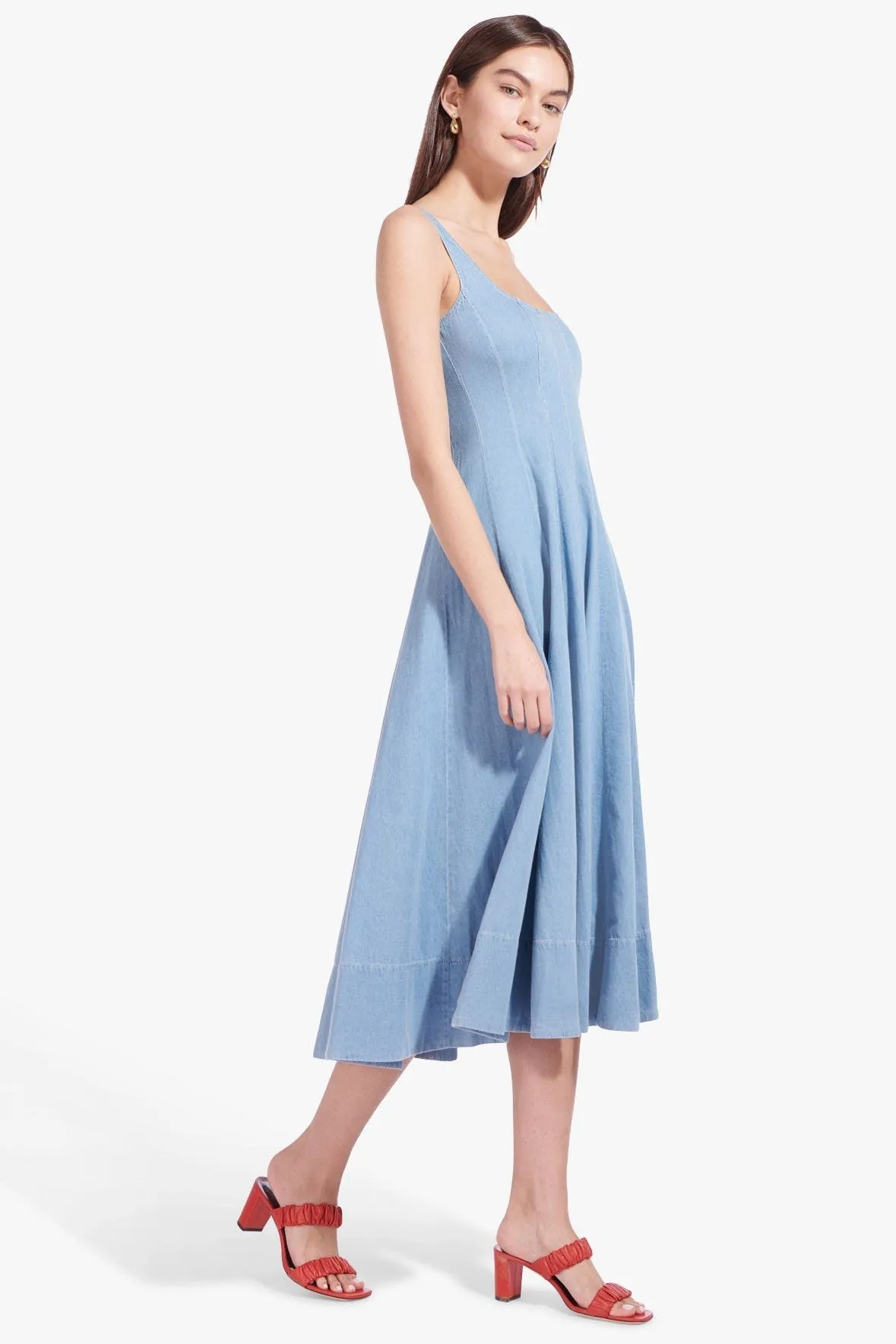 WELLS DRESS | LIGHT WASH
